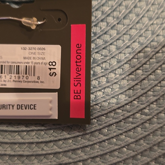 BOLD ELEMENTS & WORTHINGTON WOMEN'S FASHION JEWELRY SILVERTONE EARRINGS BUNDLE - Picture 8 of 9